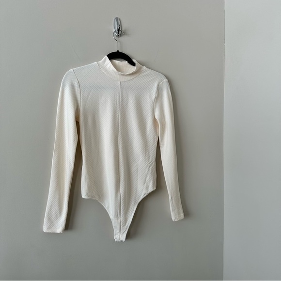 KNIX x Bird of Papaya Mock Neck Bodysuit (Size: Medium) - Picture 5 of 14